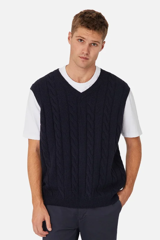 The Twickenham Cable Vest - Navy