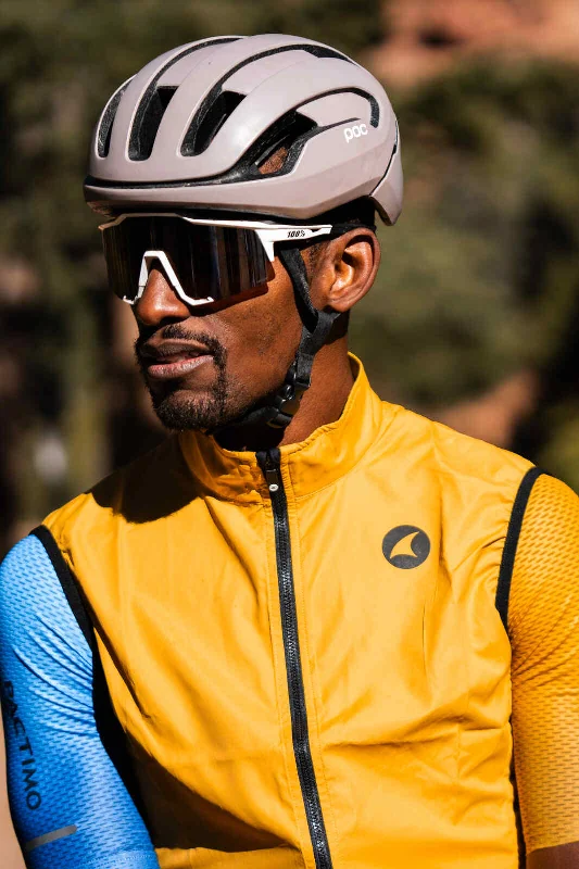 mens-packable-cycling-wind-vest-goldenrod