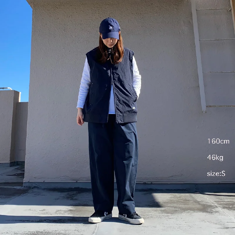 nanamica-zip-up-wind-vest-dark-navy