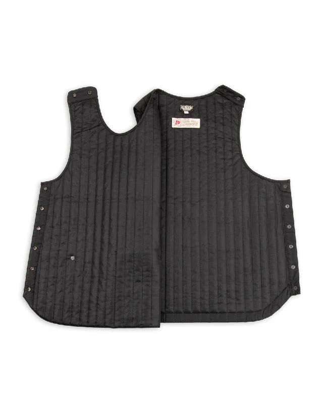 oiled-quilting-atelier-vest-oiled-black