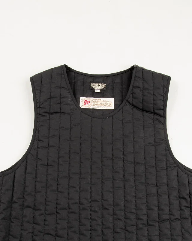 oiled-quilting-atelier-vest-oiled-black