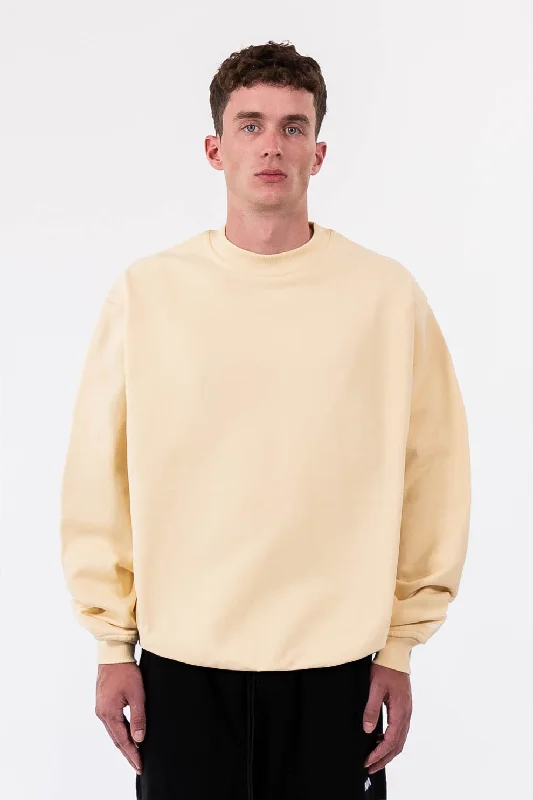 CREME CREWNECK