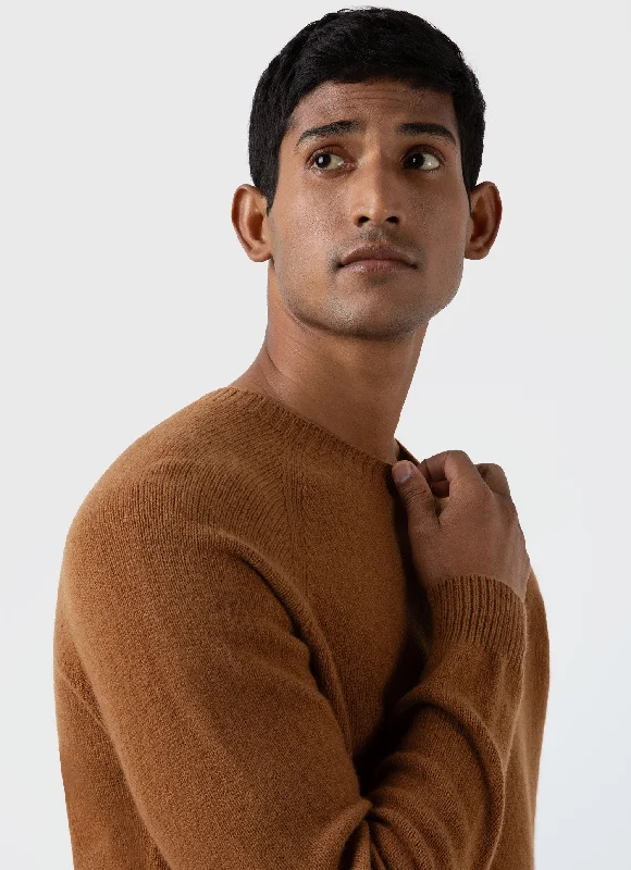 mens-lambswool-crew-neck-jumper-in-dark-camel-mjum8066-bres