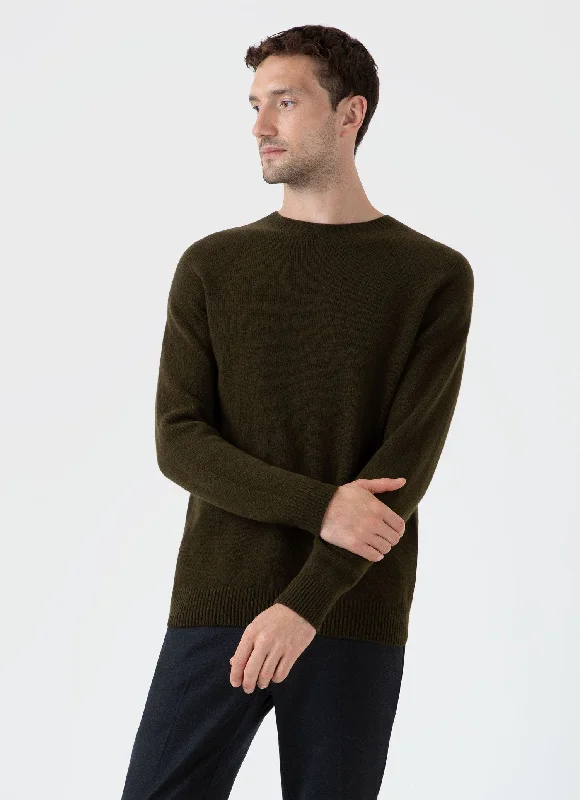 mens-lambswool-crew-neck-jumper-in-dark-olive-mjum8066-gngw