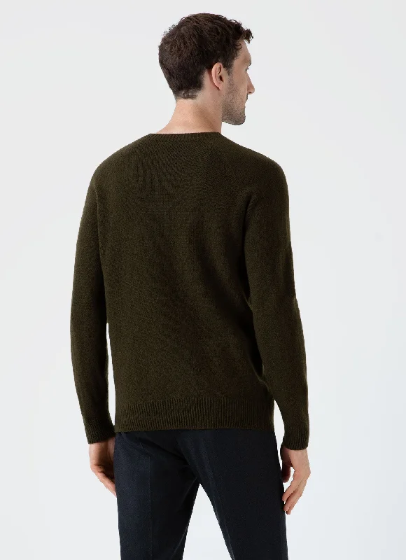 mens-lambswool-crew-neck-jumper-in-dark-olive-mjum8066-gngw