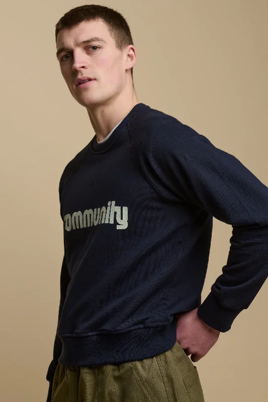 mens-logo-raglan-sweatshirt-navy