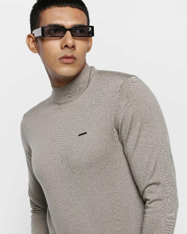 solid-stylized-collar-sweater-in-grey-domin