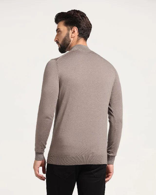 turtle-neck-sweater-in-beige-jester