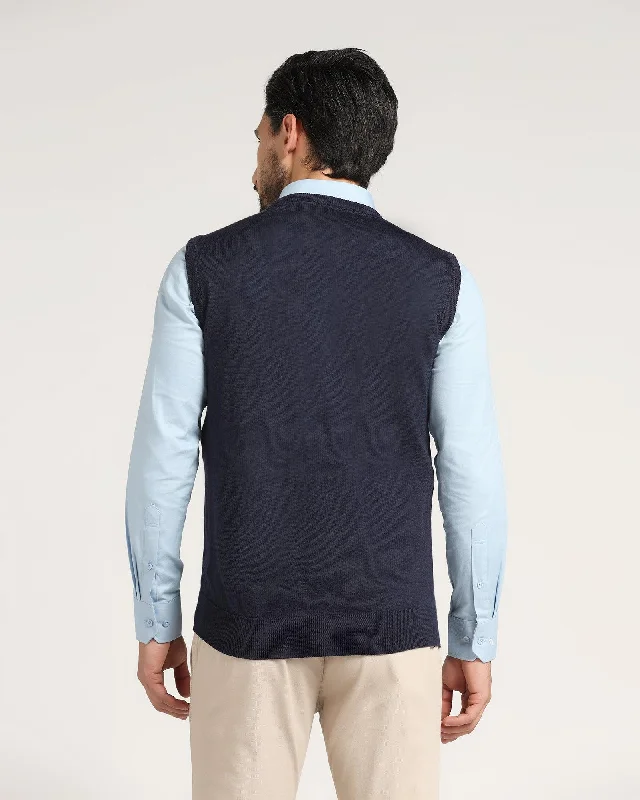 v-neck-sweater-in-navy-aime