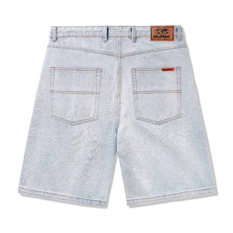 baggy-denim-shorts-light-blue