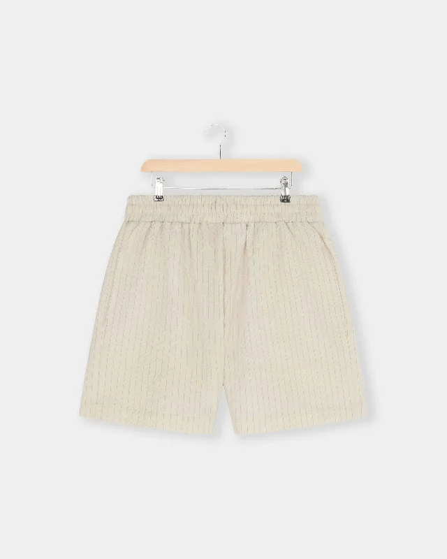 grado-sheersucker-shorts-cream-black-pin