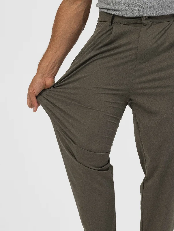 hiro-tech-casual-pants-in-green