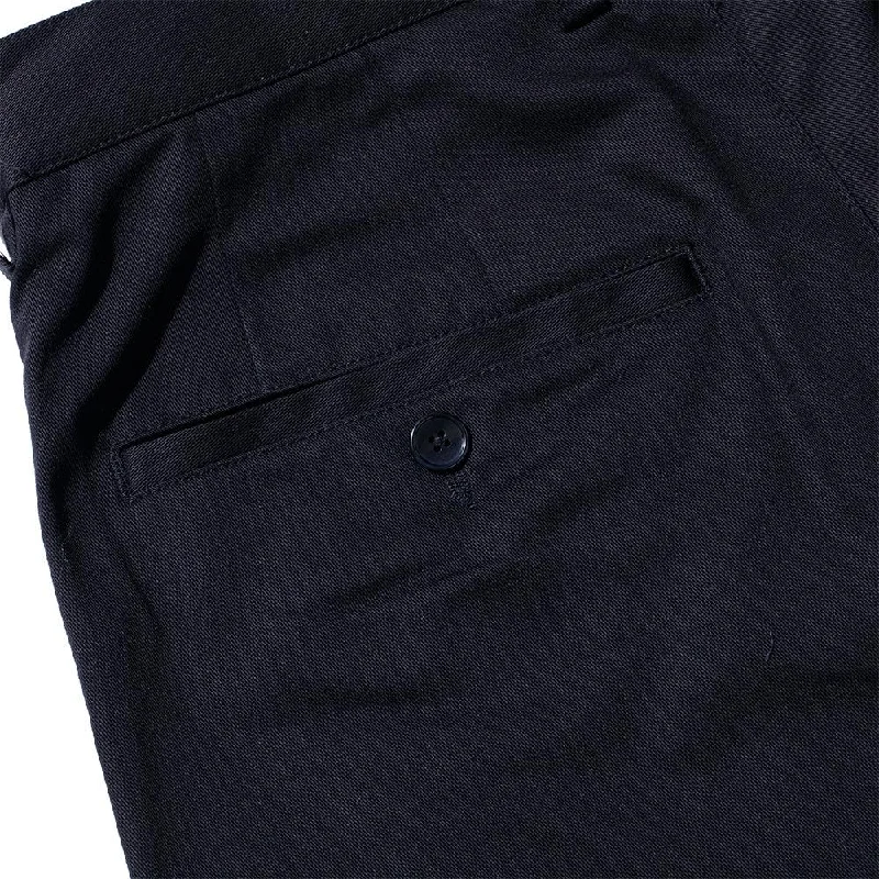 kuon-cotton-twill-pleated-shorts-black