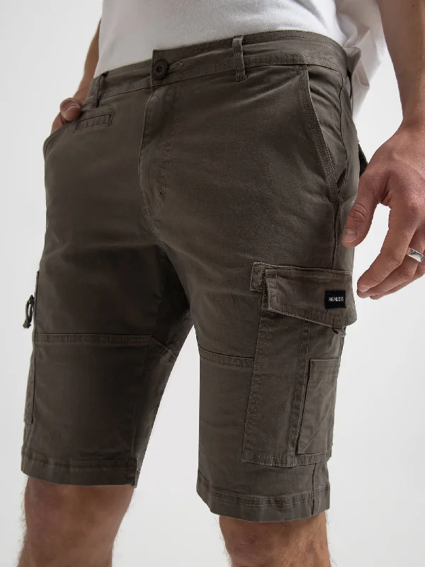 leon-cargo-shorts-in-dark-forest-green