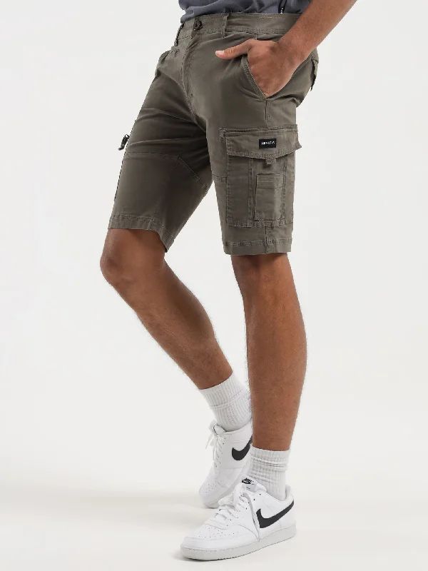 leon-slim-fit-cargo-shorts-in-dark-forest