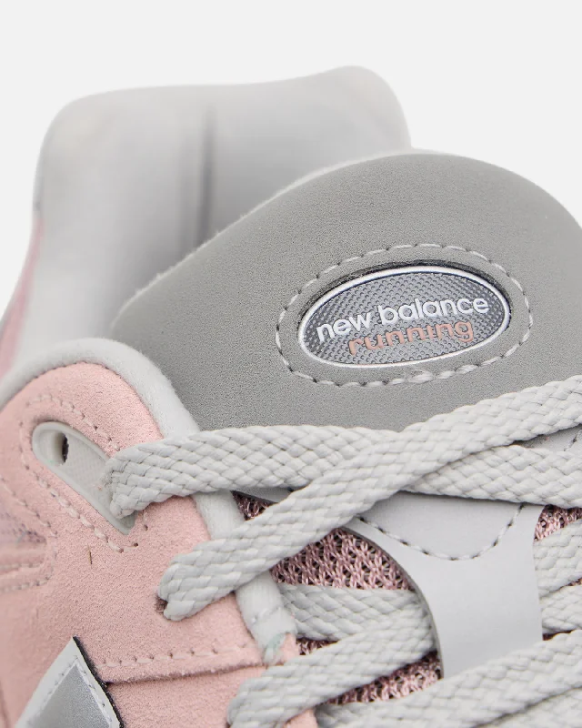 new-balance-2002r-pink