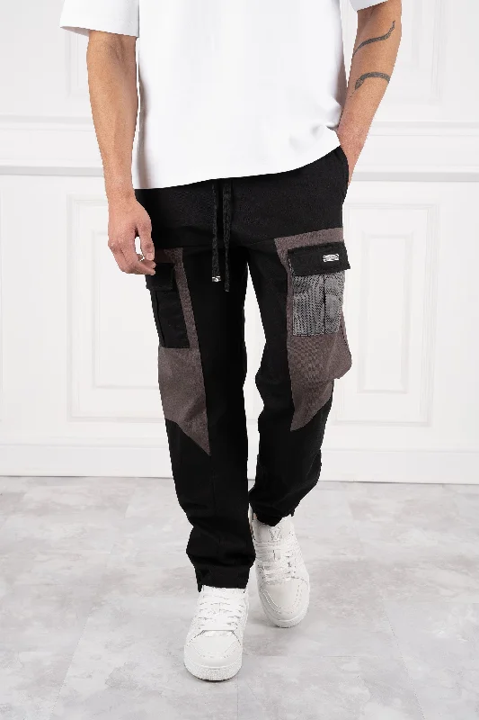 new-diverge-cargo-pants-black