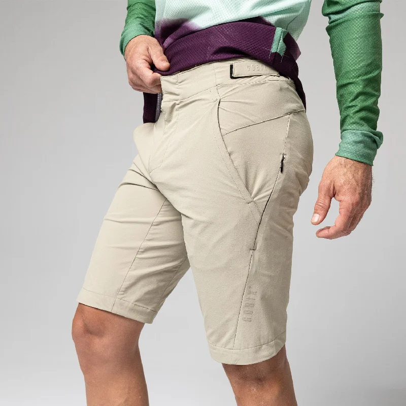 shorts-commuter-men-abbey