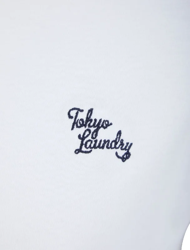 ashes-2pc-lounge-set-in-optic-white-sky-captain-navy-tokyo-laundry