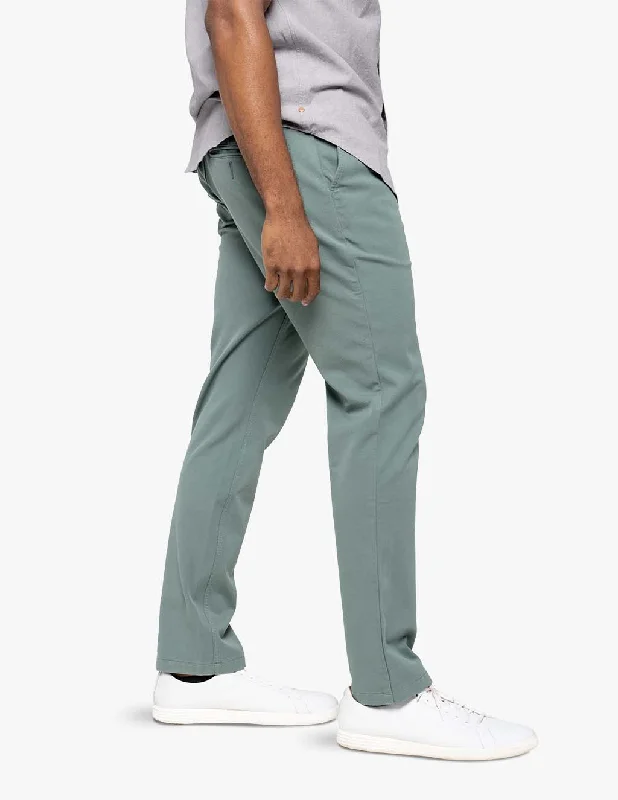 chinos-spruces-green