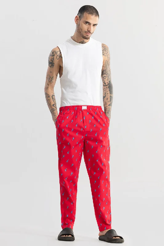 giraffe-print-red-pyjama