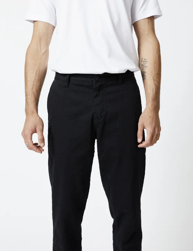 maxwell-slim-chino-black