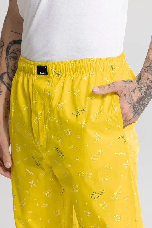 skate-all-day-yellow-pyjama