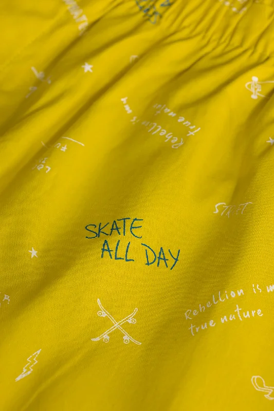 skate-all-day-yellow-pyjama