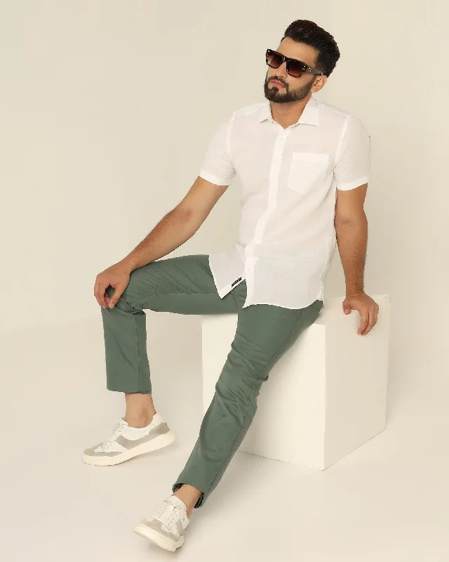 textured-casual-khakis-in-moss-green-b-95-jeny