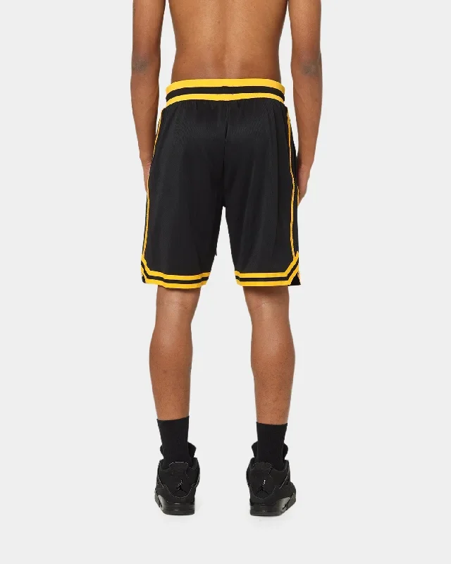 carre-cours-basketball-shorts-black