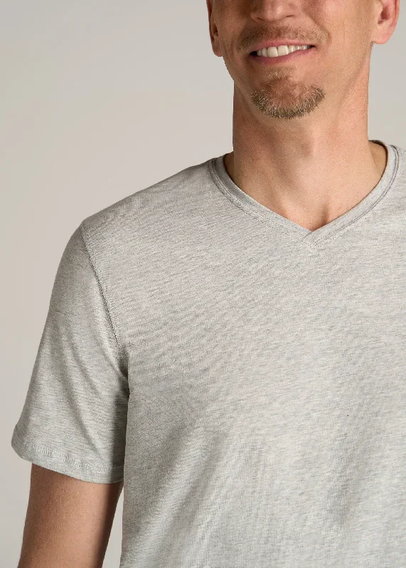 essential-regular-fit-tall-v-mens-tee-grey-mix