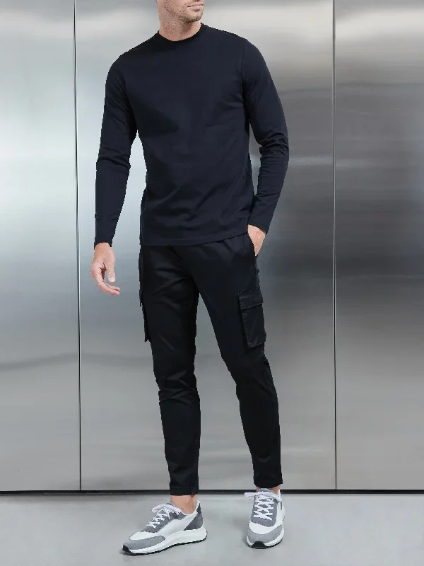 long-sleeve-slim-fit-t-shirt-black