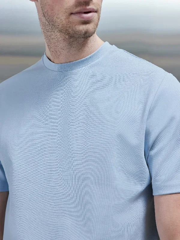 luxe-essential-t-shirt-soft-blue