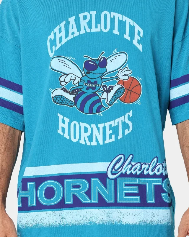 mitchell-ness-charlotte-hornets-vintage-conference-t-shirt-faded-teal-mens