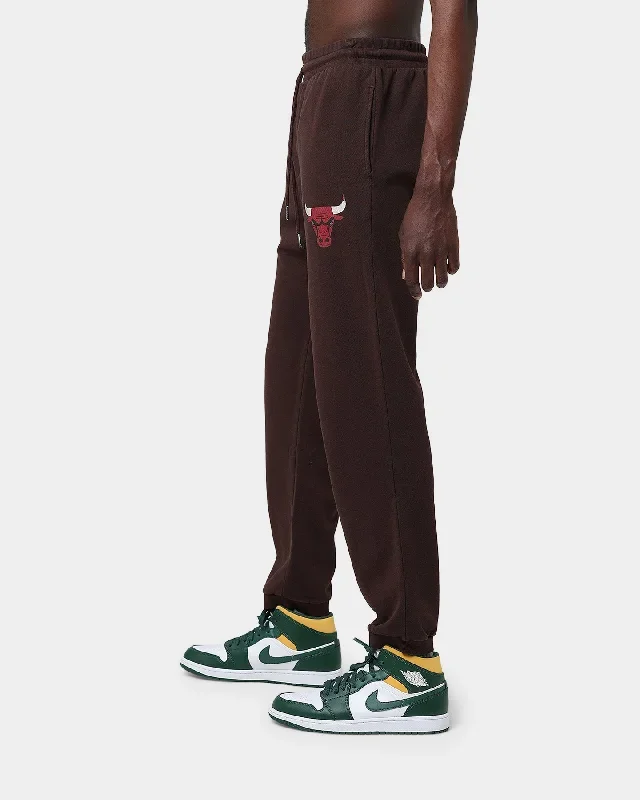 mitchell-ness-chicago-bulls-lux-brown-sweatpants-baroque-brown-mens