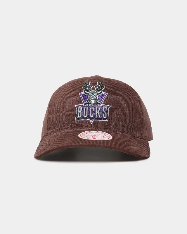 Mitchell & Ness Milwaukee Bucks 'Brown Cord' Deadstock Snapback Brown