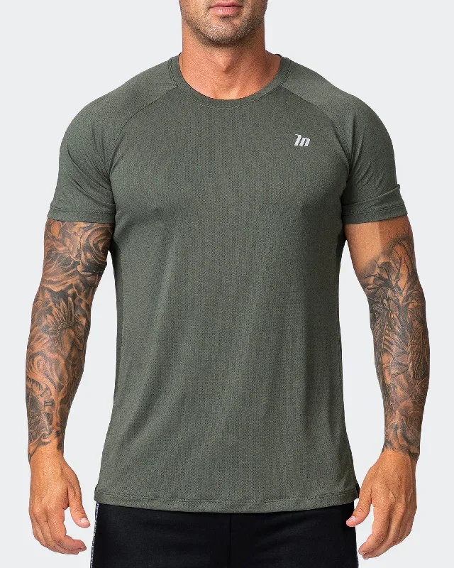 new-heights-running-tee-dark-khaki