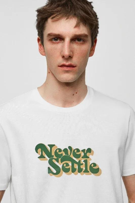 polo-republica-mens-never-settle-printed-crew-neck-tee-shirt